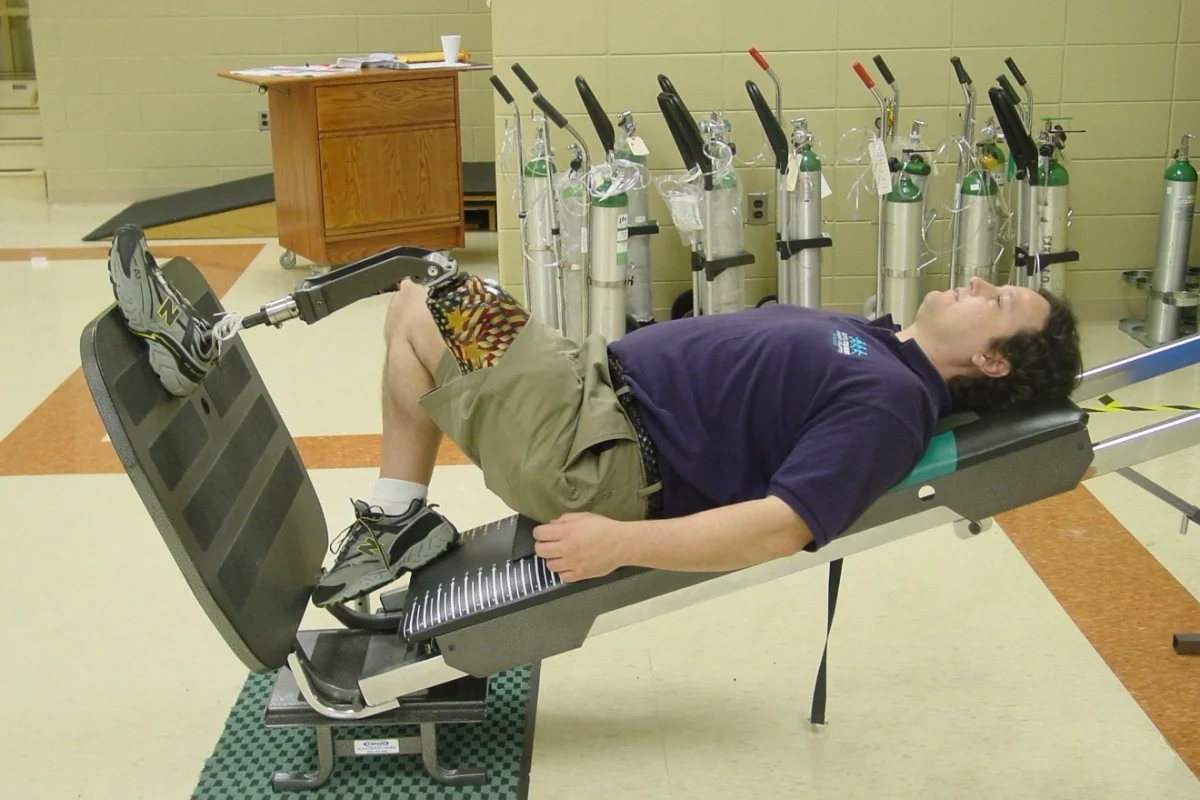Todd Schaffhauser training on a leg press machine